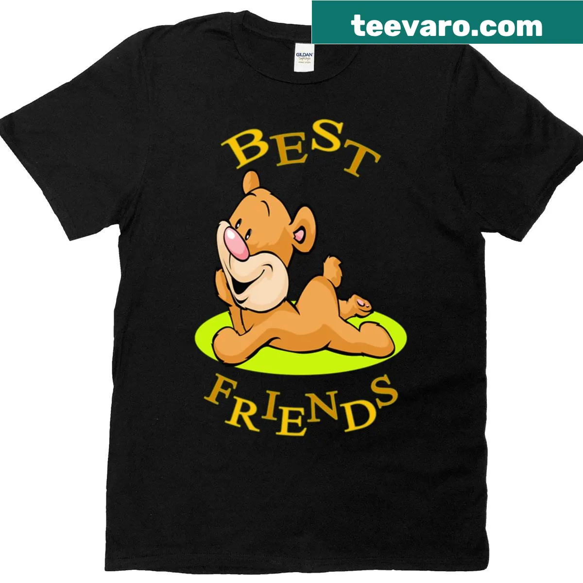 Oversized T-shirt with cartoon bears depicting friendship — on a men's t-shirt