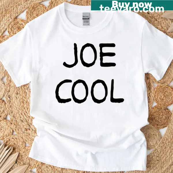 Cartoon T-shirt featuring Snoopy as Joe Cool from Peanuts.