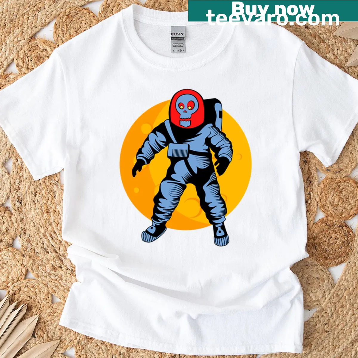 Outer space villain illustration T-shirt for sci-fi fans — on a men's t-shirt