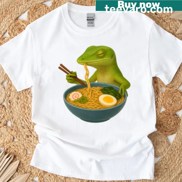 Cute T-shirt with illustration of an anole eating ramen