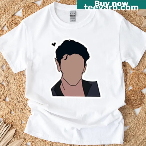 Heart design T-shirt with minimalistic illustration on the chest