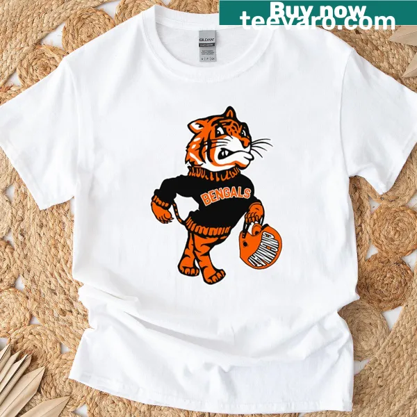 Cincinnati Bengals T-shirt featuring a tiger graphic