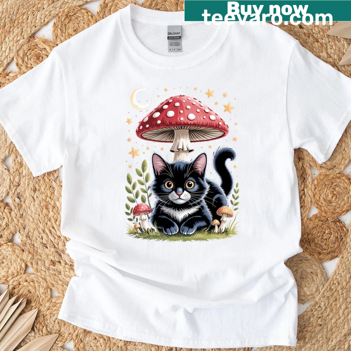 Cat wearing a mushroom hat on a grunge aesthetic t-shirt — on a men's t-shirt