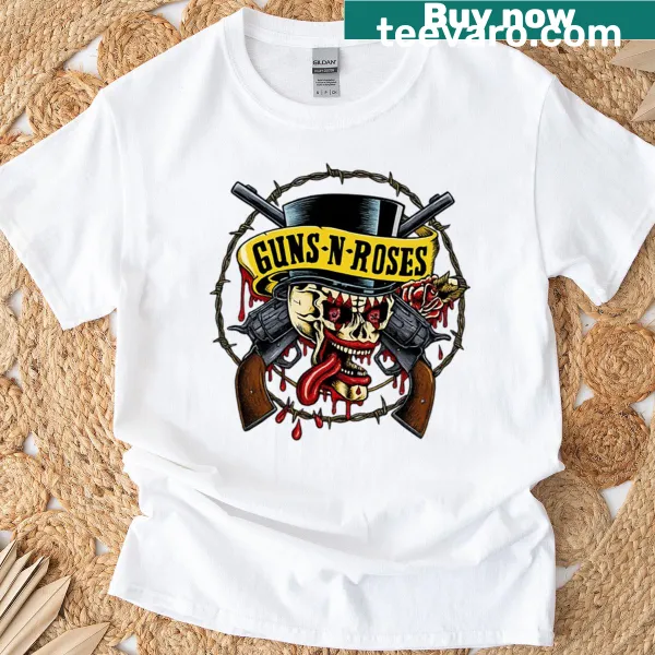 Guns N Roses graphic T-shirt with bold band logo