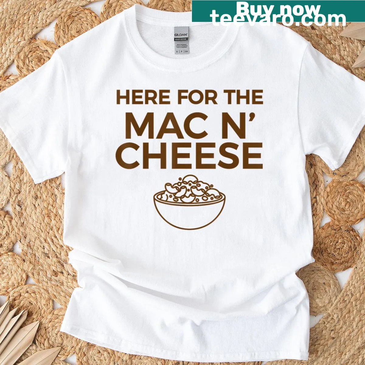 Thanksgiving T-shirt featuring mac and cheese illustration — on a men's t-shirt