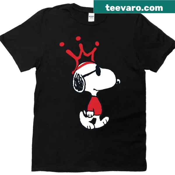 Vintage-style T-shirt featuring a comic book dog