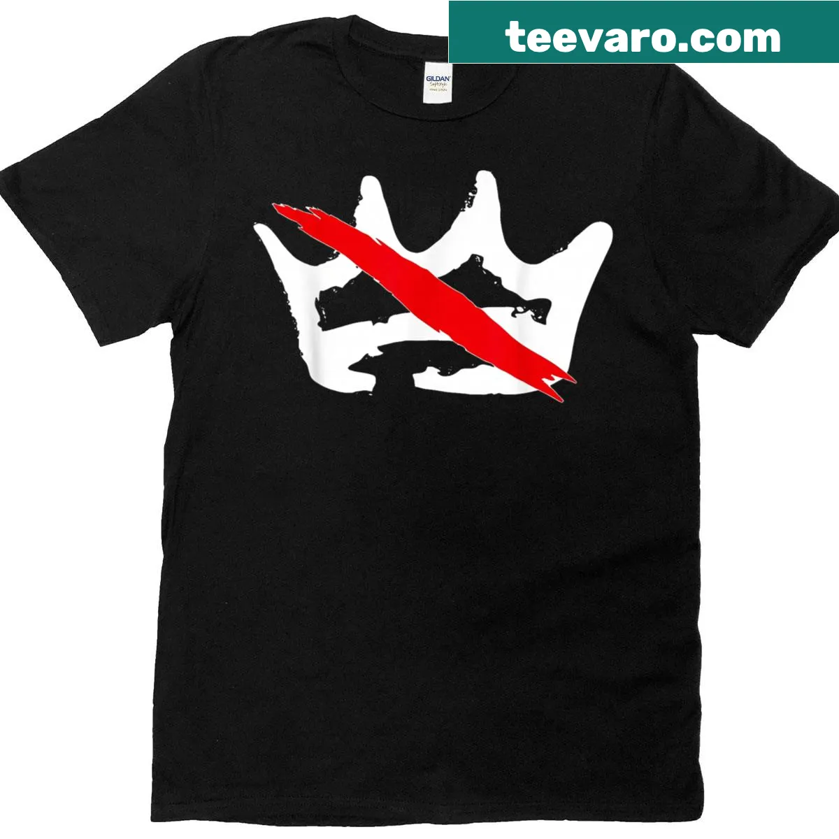 Vintage patriotic t-shirt with the phrase 'No Kings In America.' — on a men's t-shirt