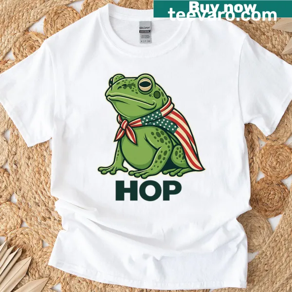 Vintage-inspired frog graphic on a patriotic T-shirt.