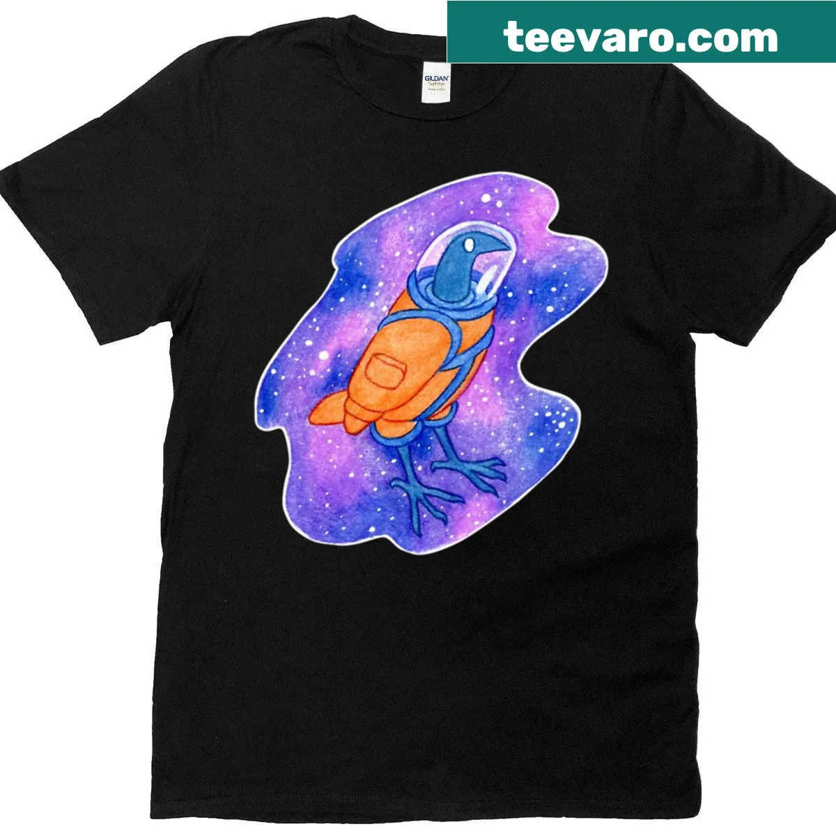 Oversized t-shirt with a playful illustration of a crow in space — on a men's t-shirt