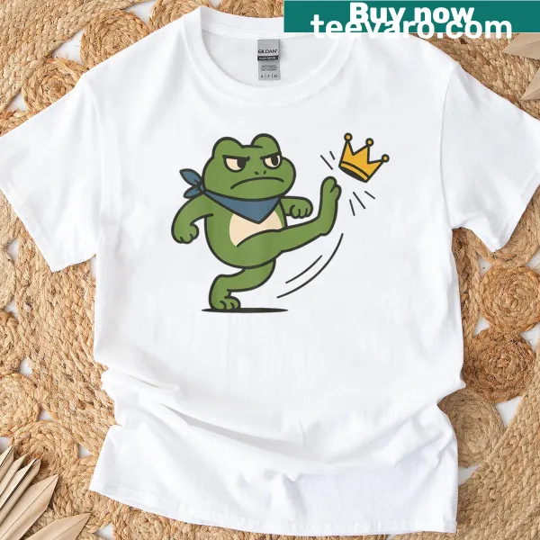 Humorous graphic saying 'No Kings' on T-shirt