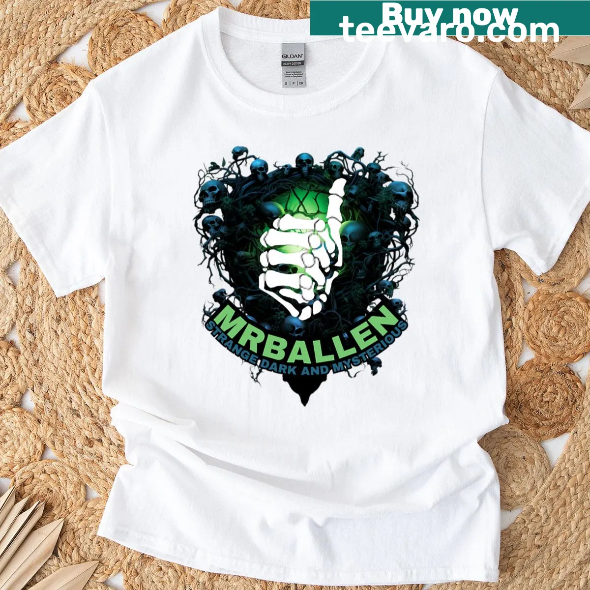 Illustrative design of dark and mysterious themes on a t-shirt — on a men's t-shirt