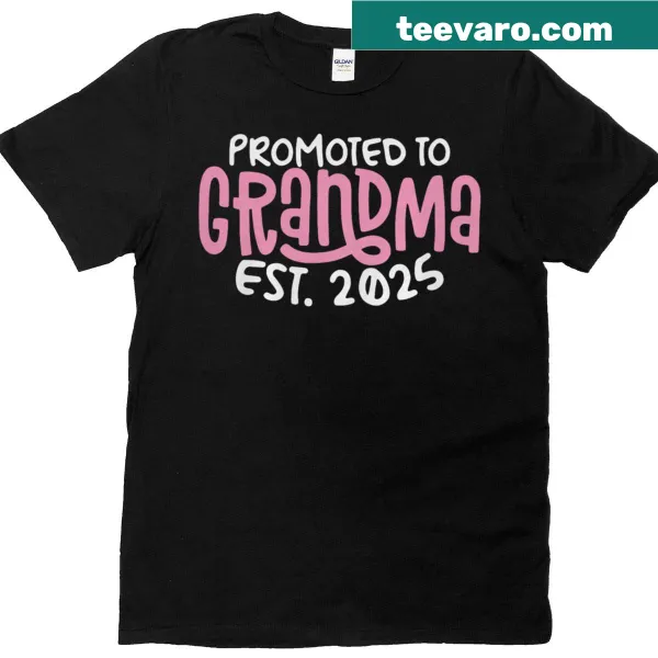 Cute T-shirt celebrating becoming a grandma in 2025
