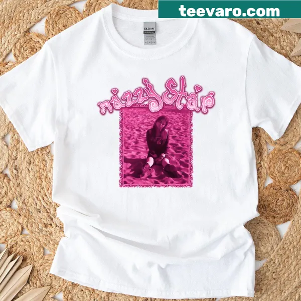 Pink T-shirt with an illustration inspired by Mazzy Star
