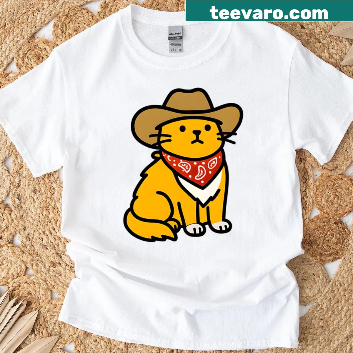Oversized T-shirt with cowboy cat graphic — on a men's t-shirt