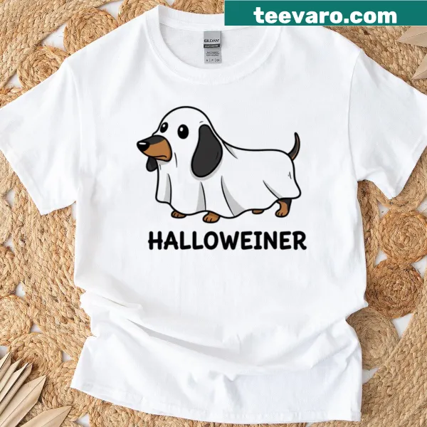 Oversized T-shirt with cartoon dachshund ghost pun