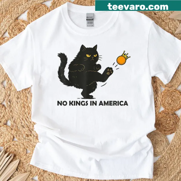 Political T-shirt with the phrase 'No Kings In America' in bold typography