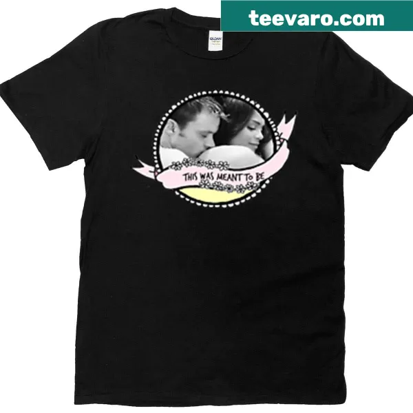 Oversized t-shirt featuring Dawsey Chicago Fire logo and slogan