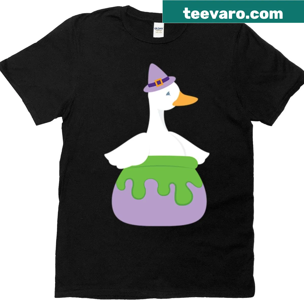 Cute Halloween shirt with a goose in a witch hat illustration — on a men's t-shirt