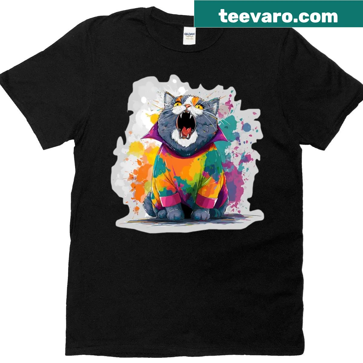 Vampire cat illustration with fangs and Halloween theme — on a men's t-shirt