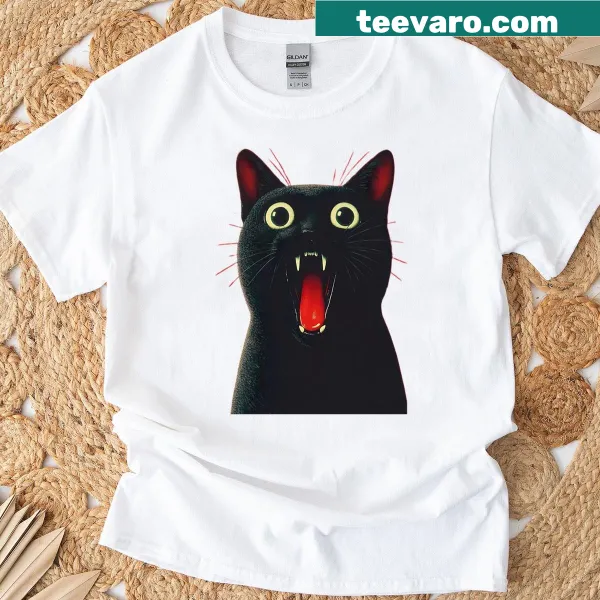 Comical black cat illustration T-shirt with big eyes