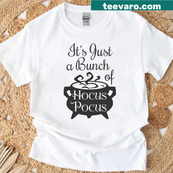 Oversized Halloween tee with playful hocus pocus graphic