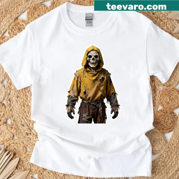 Halloween oversized T-shirt with a scarecrow skull design