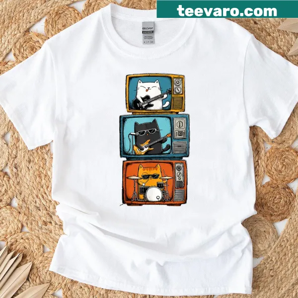 Cartoon cats playing instruments graphic T-shirt