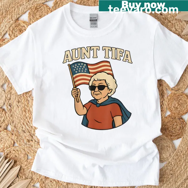 Aunt Tifa text t-shirt celebrating the bond of aunts.