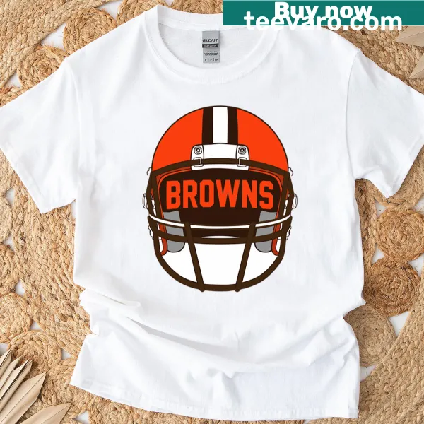 Cleveland Browns vintage T-shirt featuring a helmet design