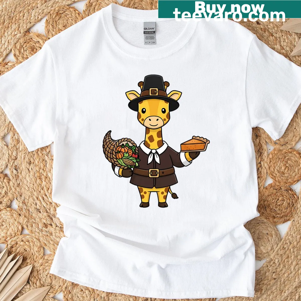Cartoon giraffe dressed as a pilgrim for Thanksgiving — on a men's t-shirt
