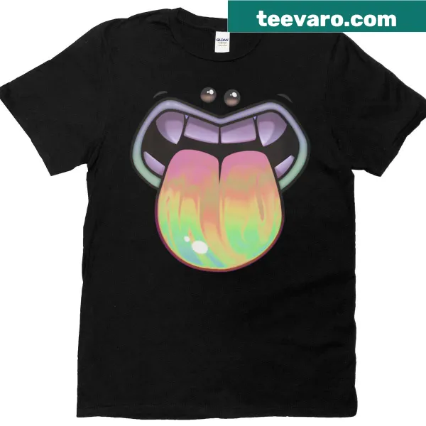 Typographic T-shirt featuring Tate McRae's name