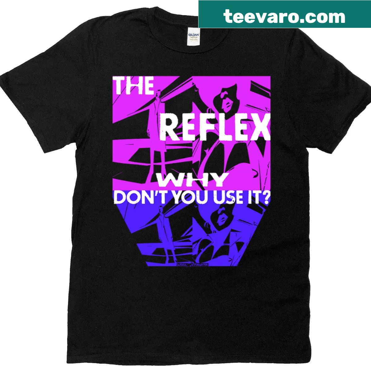 Minimalist T-shirt with a typography design focused on reflexes. — on a men's t-shirt