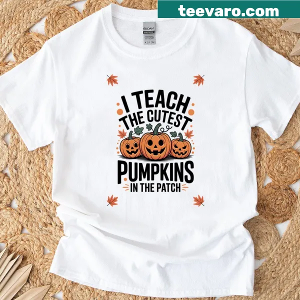 T-shirt featuring cute pumpkins designed for kindergarten teachers.