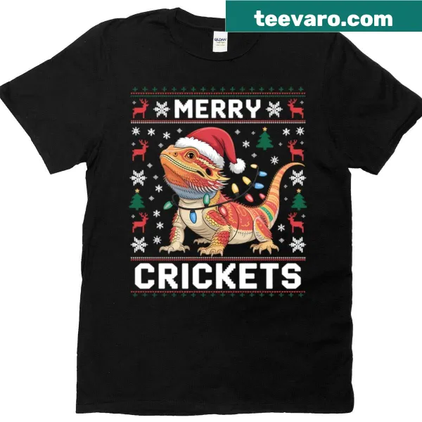 Bearded dragon graphic in Christmas hat on T-shirt