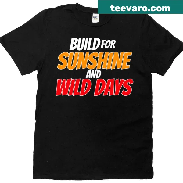 T-shirt with an illustration celebrating nature and outdoor adventures.