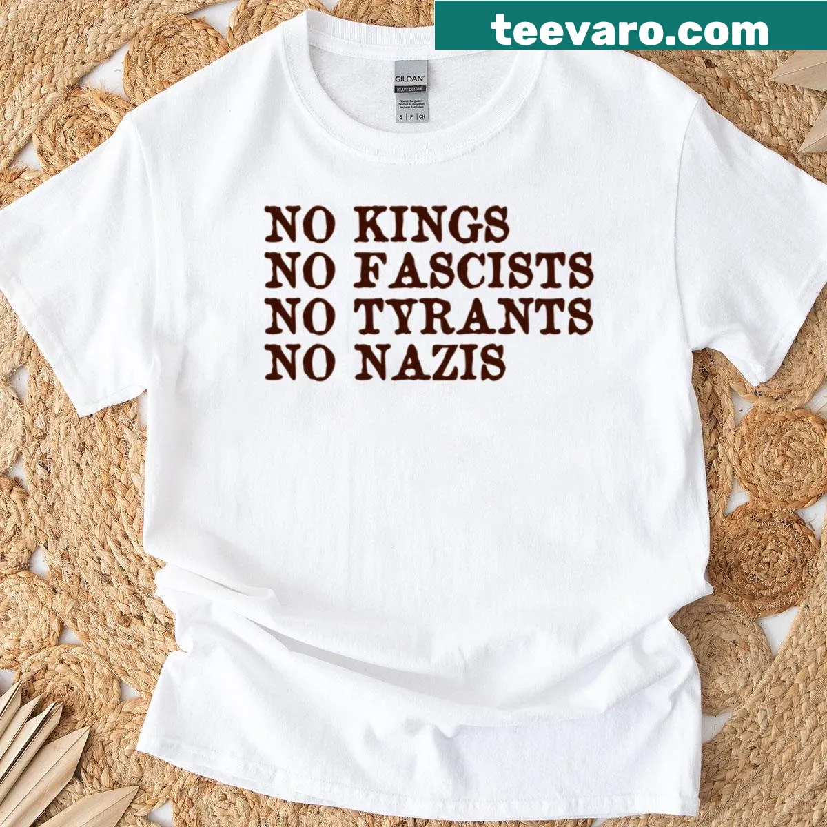 Oversized anti-monarchy T-shirt with 'No Kings Fascists' and frog graphic — on a men's t-shirt