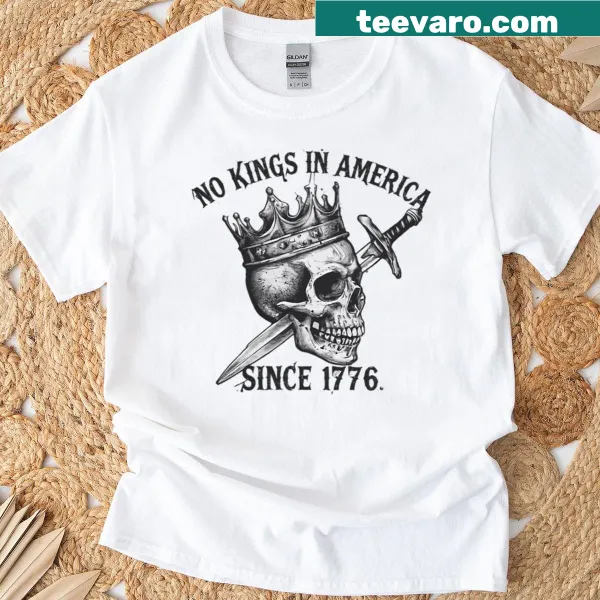 Oversized T-shirt stating: No Kings In America Since 1776