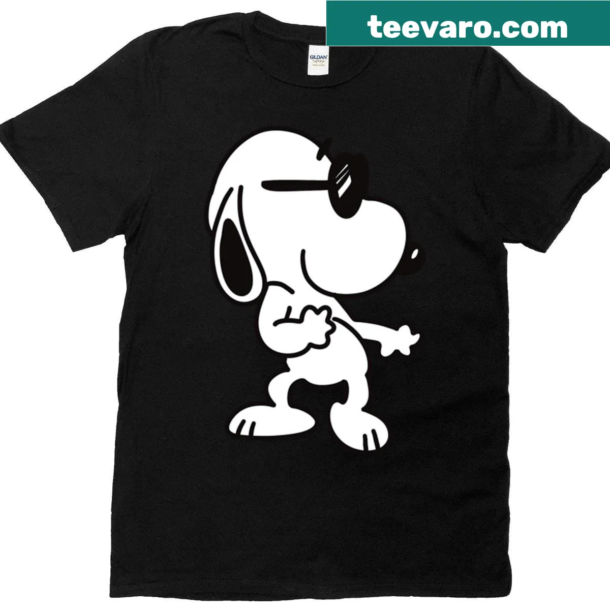 Dog dancing illustration on a T-shirt for dog lovers — on a men's t-shirt