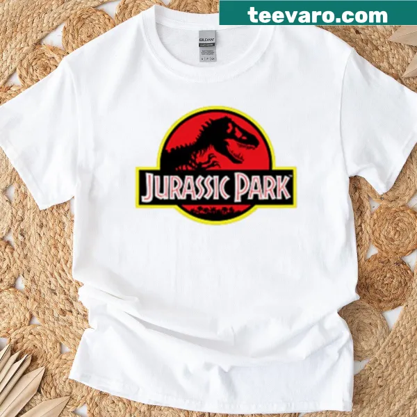Jurassic Park logo pocket T-shirt for dinosaur fans