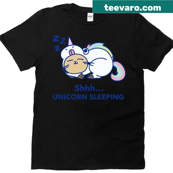 Cute t-shirt with an illustration of a sleeping unicorn