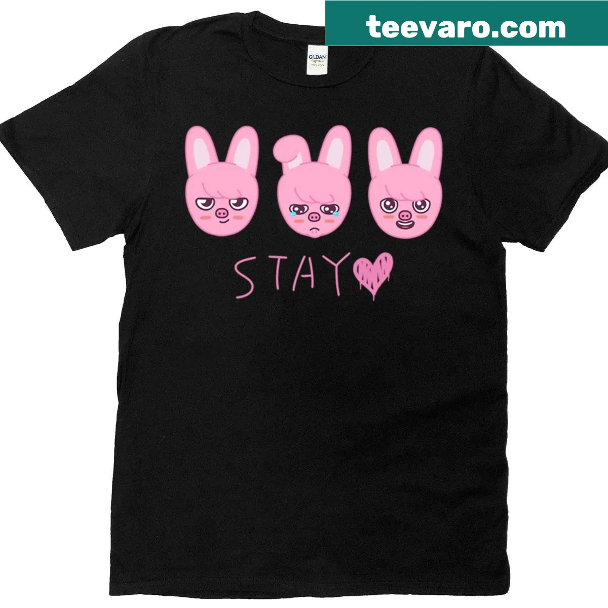 Illustration of Skzoo Dwaekki character on a t-shirt — on a men's t-shirt