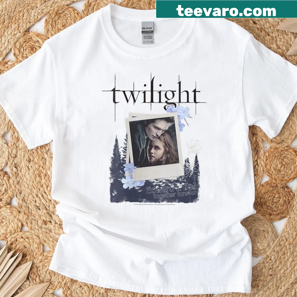Twilight T-shirt featuring Edward and Bella in a Polaroid design — on a men's t-shirt
