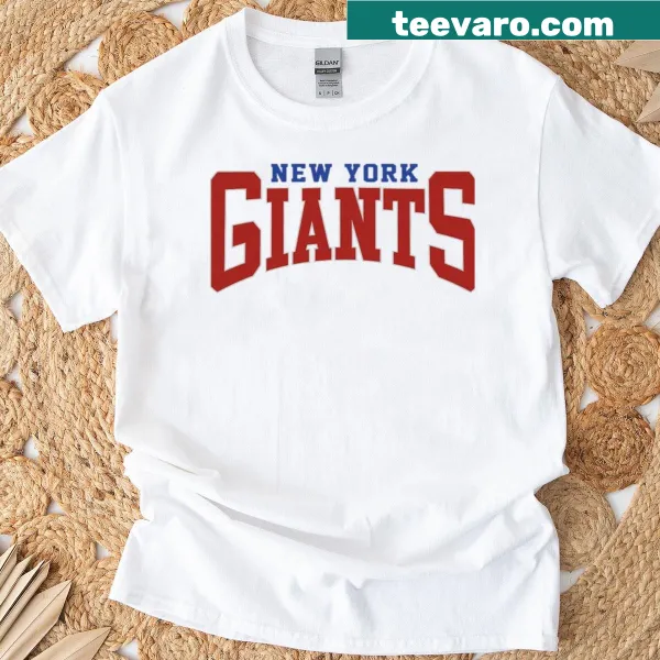 Artistic New York Giants t-shirt with team logo