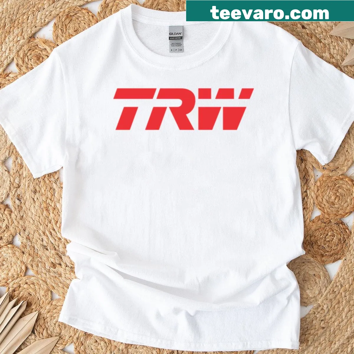 Oversized T-shirt with city sunset reflections design. — on a men's t-shirt