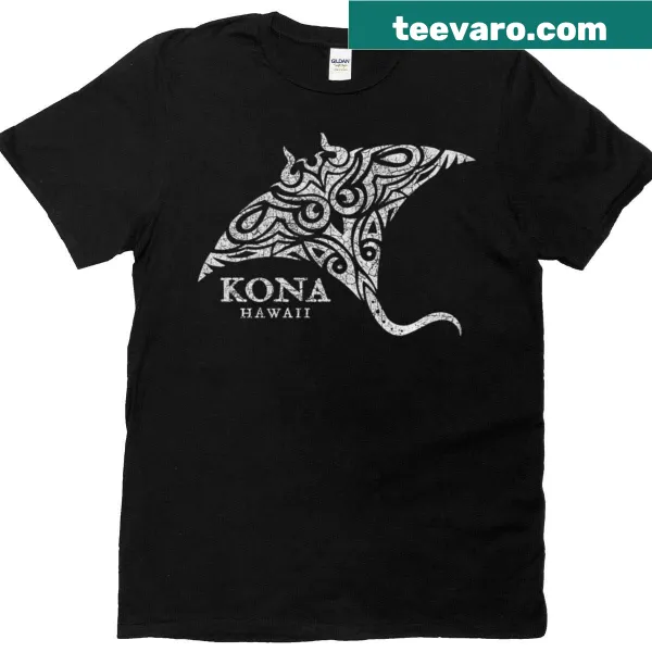 Vintage Hawaiian T-shirt featuring manta ray graphic design