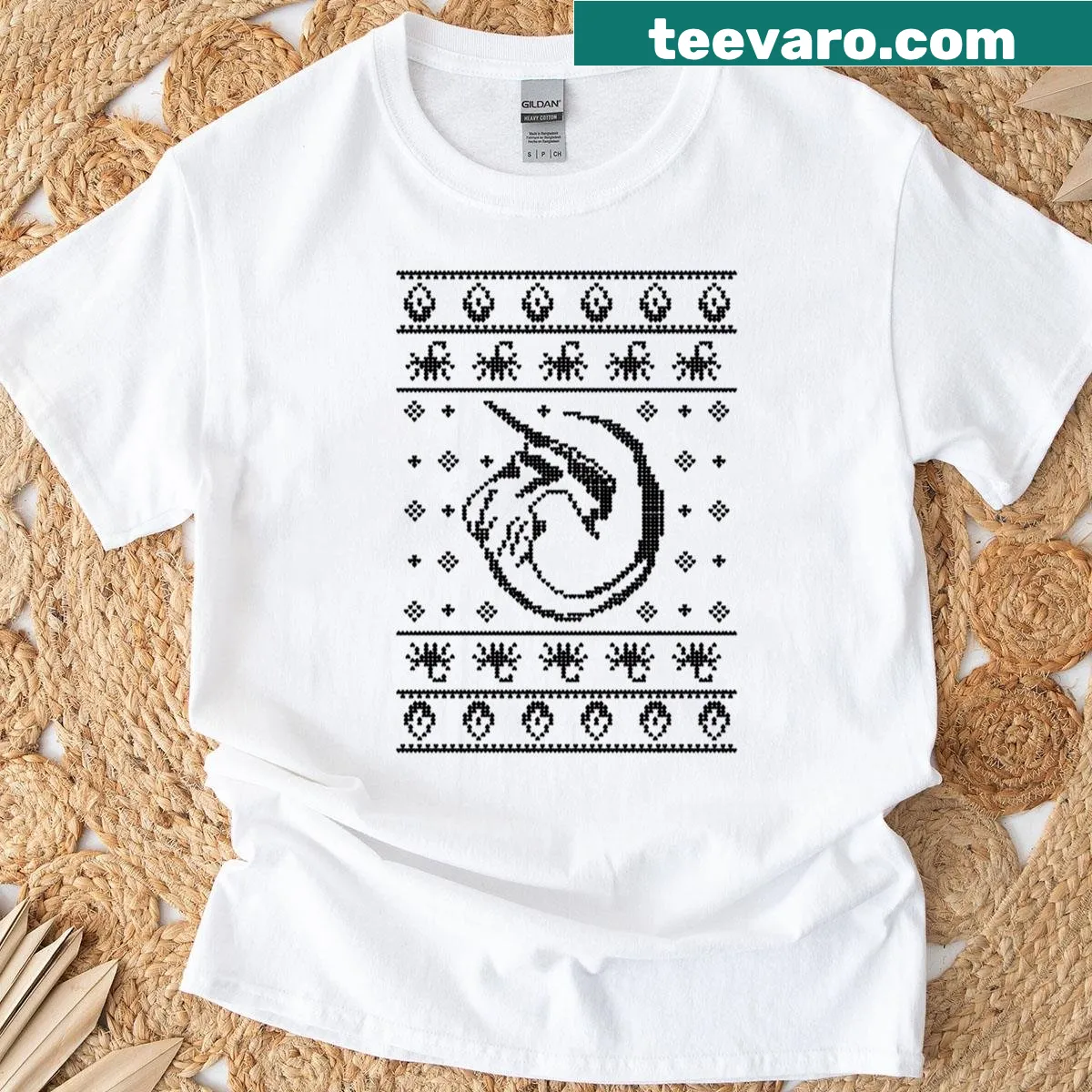 Christmas T-shirt with Xenomorph design from Alien franchise — on a men's t-shirt