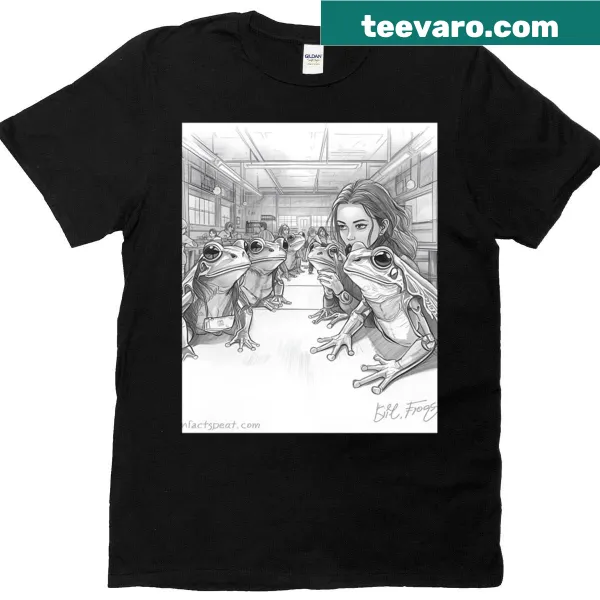 Oversized T-shirt with a playful drawing of frogs at school.