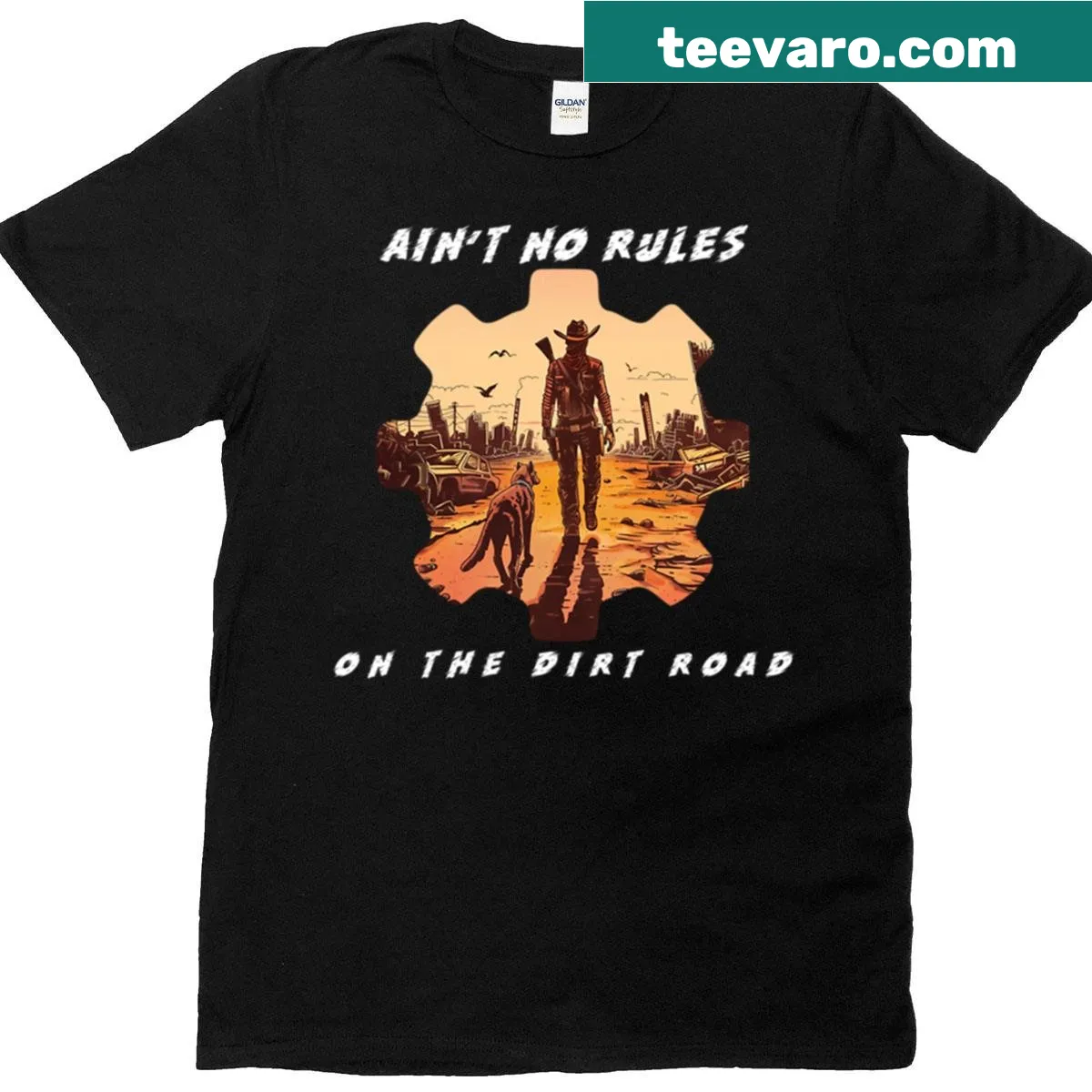 Playful T-shirt with a phrase about freedom on dirt roads. — on a men's t-shirt