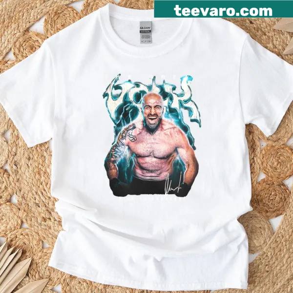 T-shirt featuring Alexander Volkanovski's signature and emblematic design