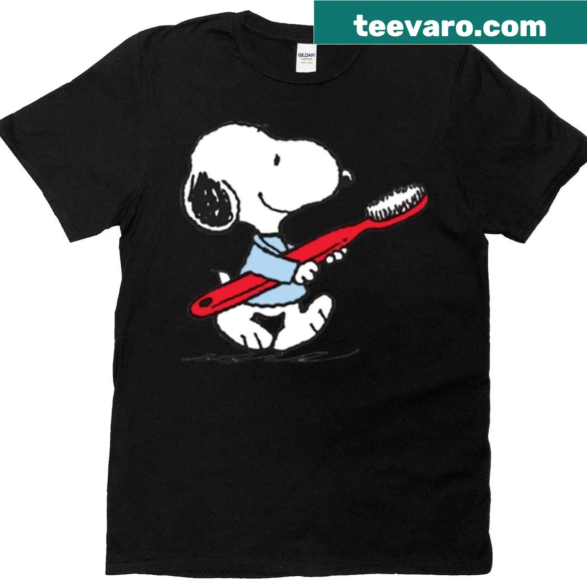 Snoopy graphic shirt with the phrase 'Big Love' for cheerful vibes — on a men's t-shirt